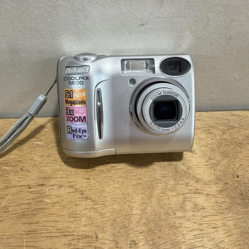 Nikon Coolpix 5600 5.1MP Digital Point & Shoot Camera Tested Y2K 2000s